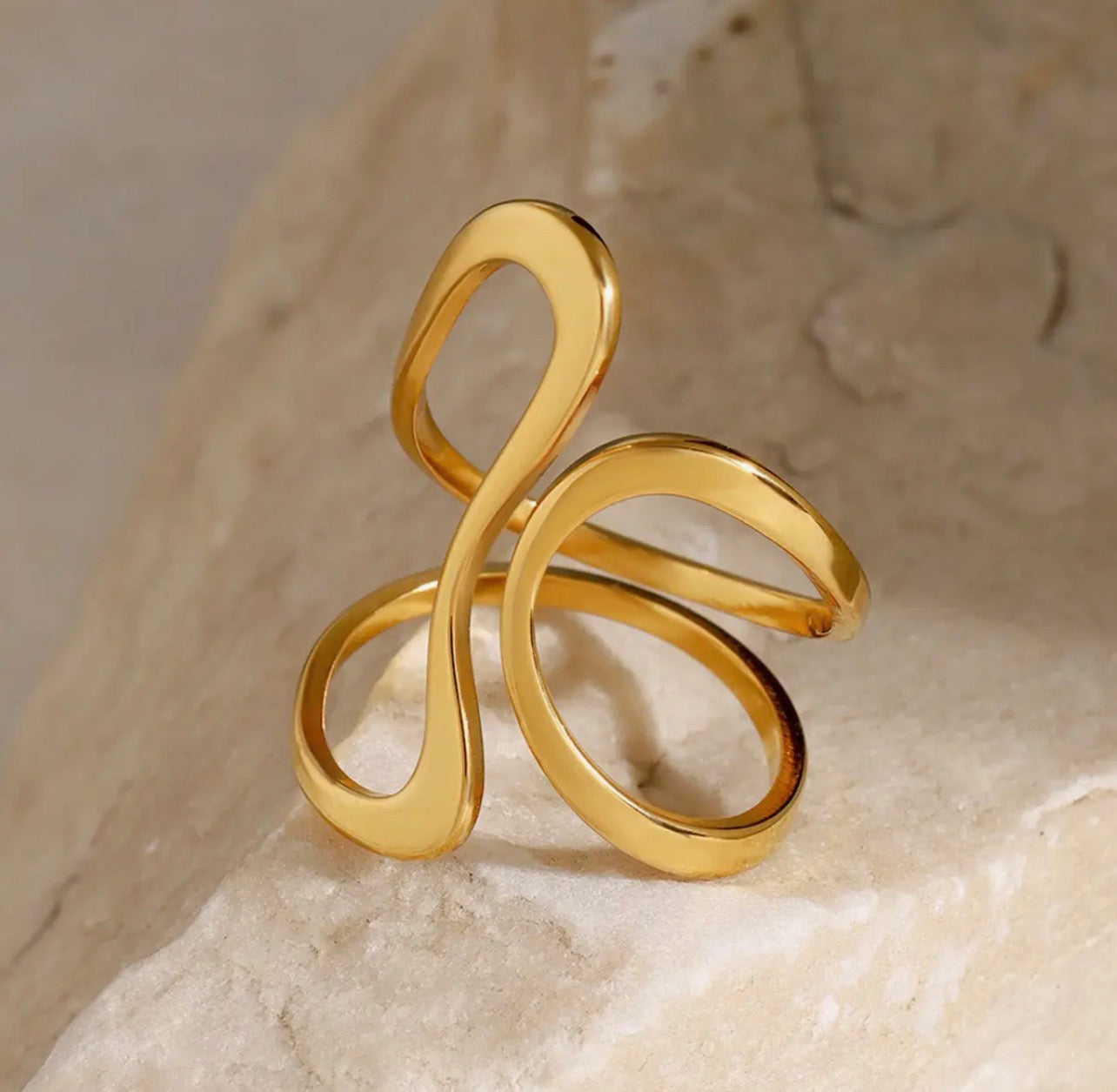 Abstract Ring - gold