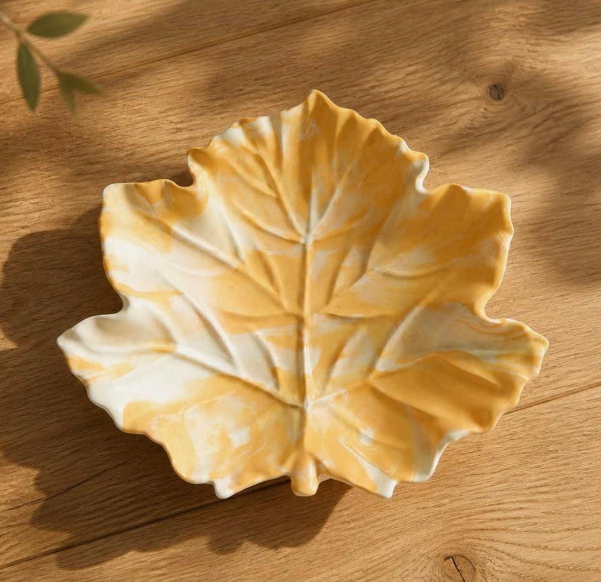 Decorative Leaf Tray