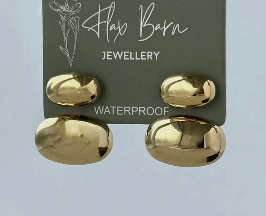 Tarnish Resistant Pebble Wrap Around Stud Earrings